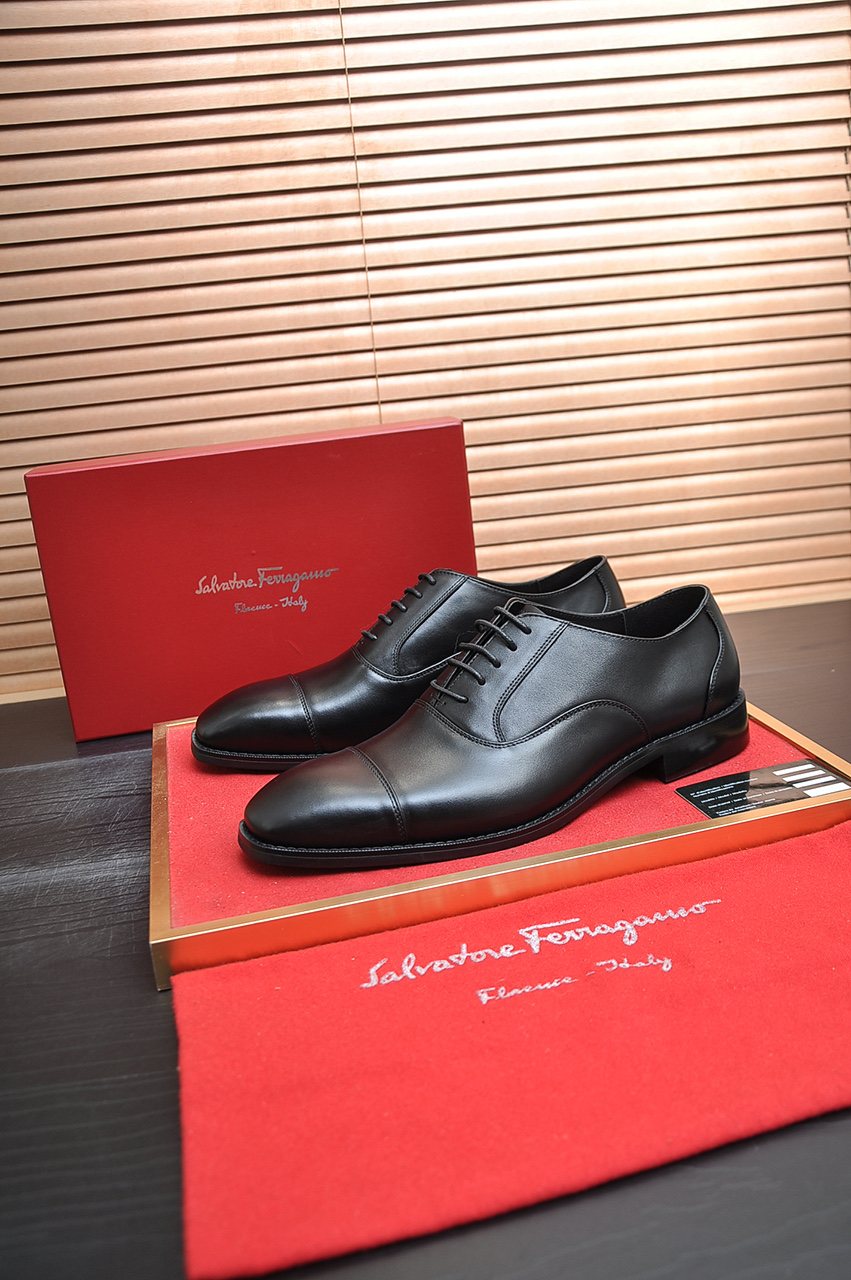Ferragamo Black Cap-Toe Lace-Up Dress Shoes